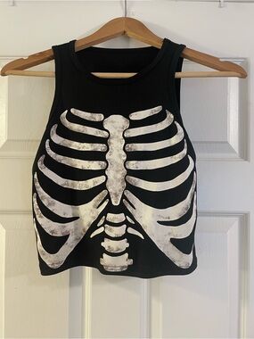 SHEIN Black Cropped Tank Top with White Skeleton Graphic